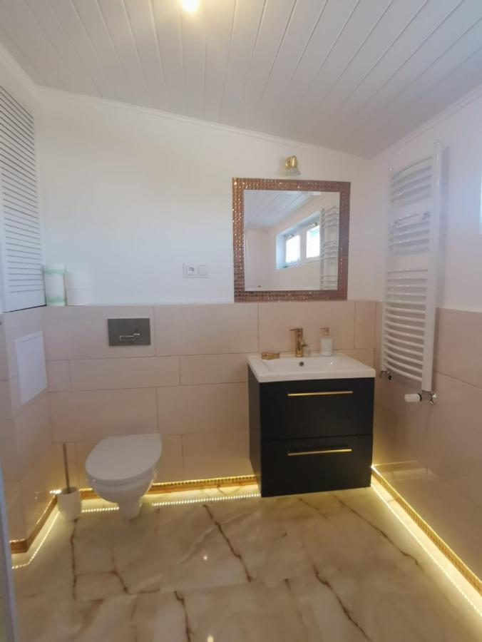 Apartament - Dom Жельона Гора Екстериор снимка