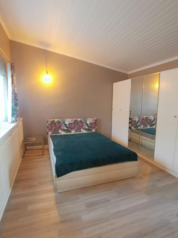 Apartament - Dom Жельона Гора Екстериор снимка